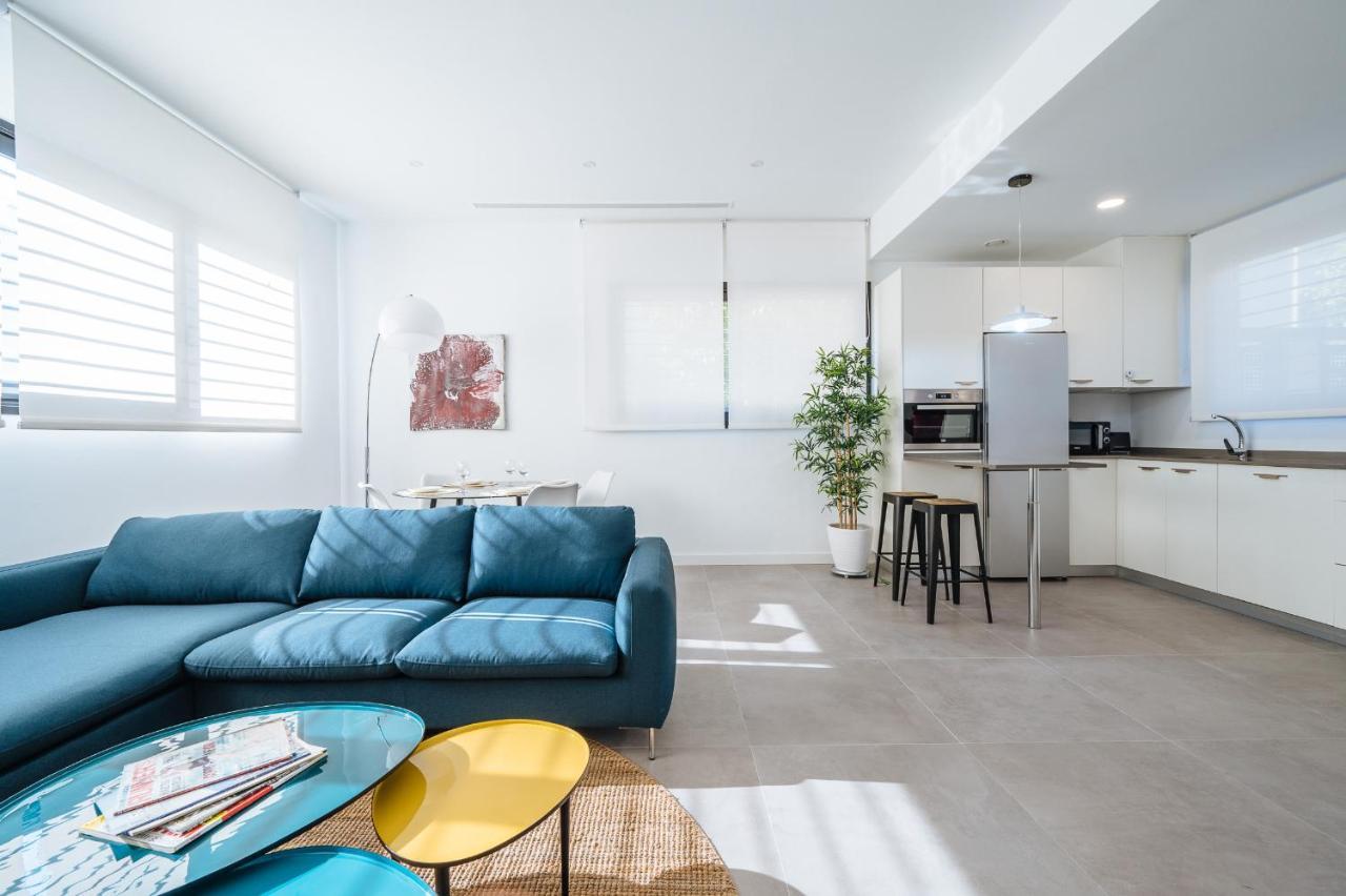Urban Pulses Nervion Apartment Seville Ngoại thất bức ảnh