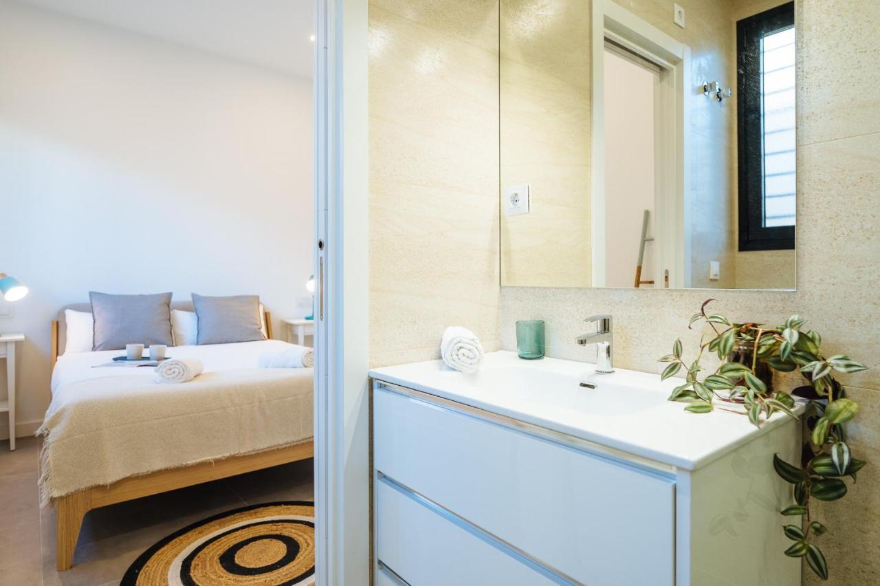 Urban Pulses Nervion Apartment Seville Ngoại thất bức ảnh
