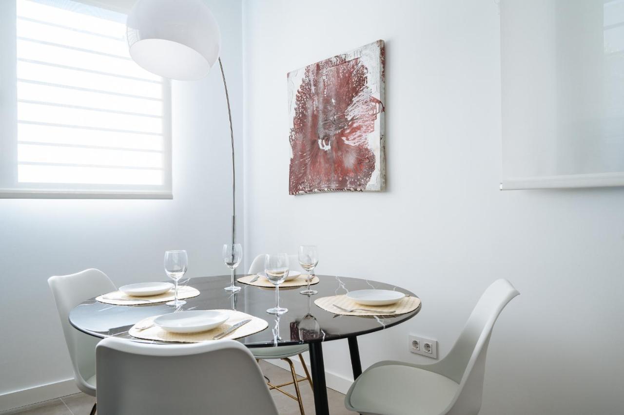 Urban Pulses Nervion Apartment Seville Ngoại thất bức ảnh