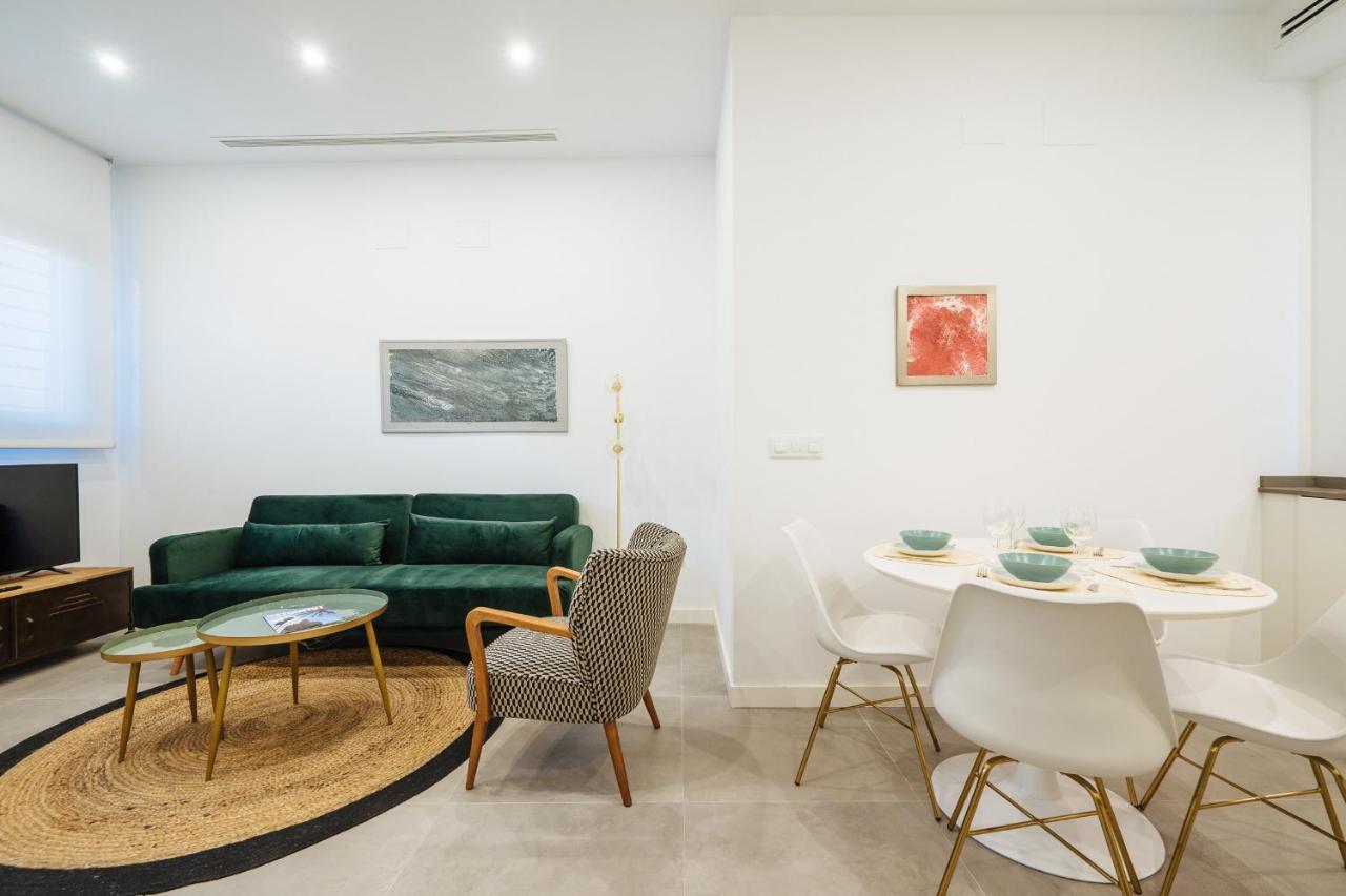 Urban Pulses Nervion Apartment Seville Ngoại thất bức ảnh