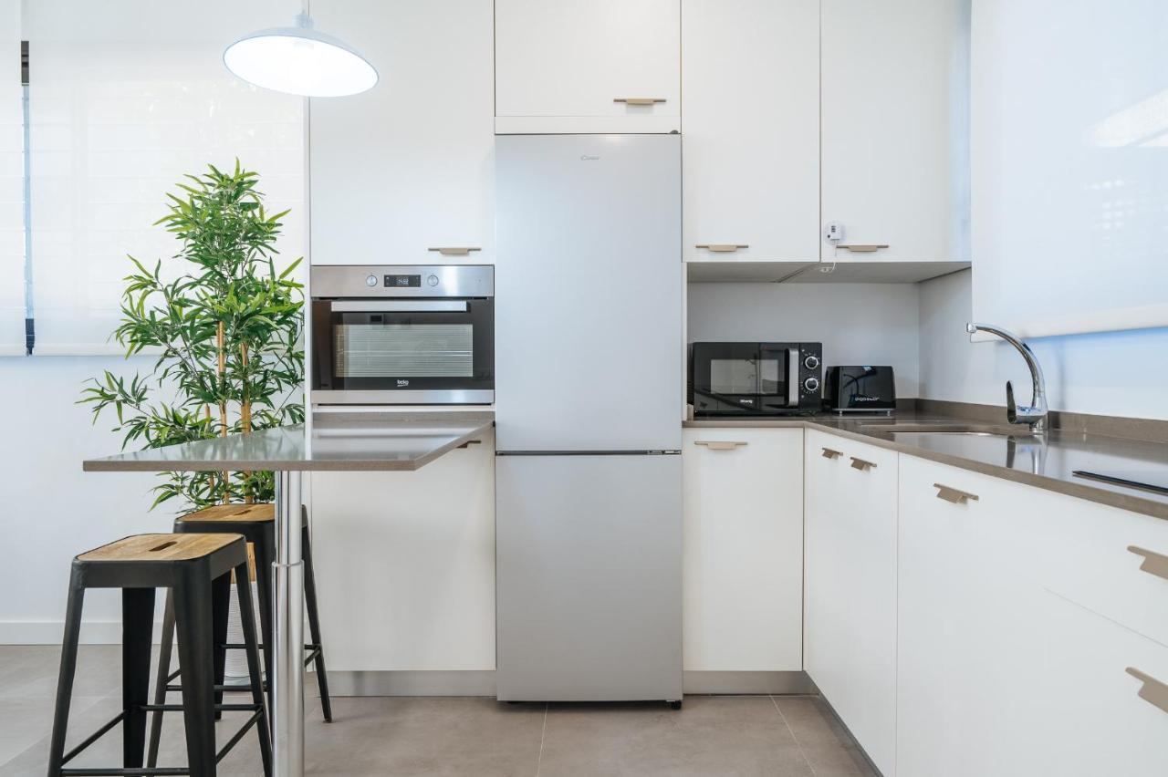 Urban Pulses Nervion Apartment Seville Ngoại thất bức ảnh