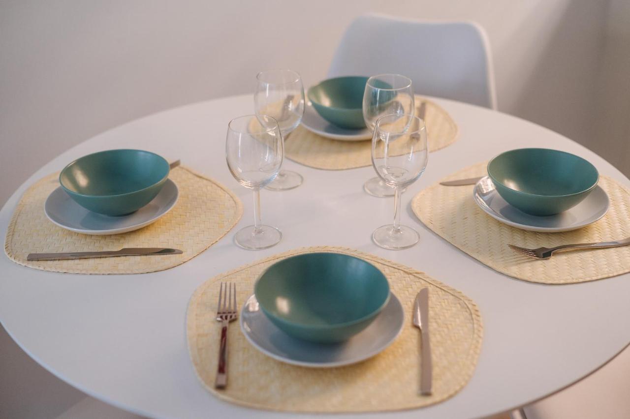 Urban Pulses Nervion Apartment Seville Ngoại thất bức ảnh