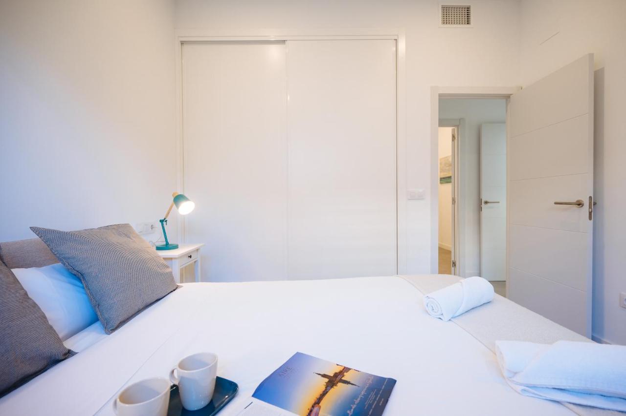Urban Pulses Nervion Apartment Seville Ngoại thất bức ảnh