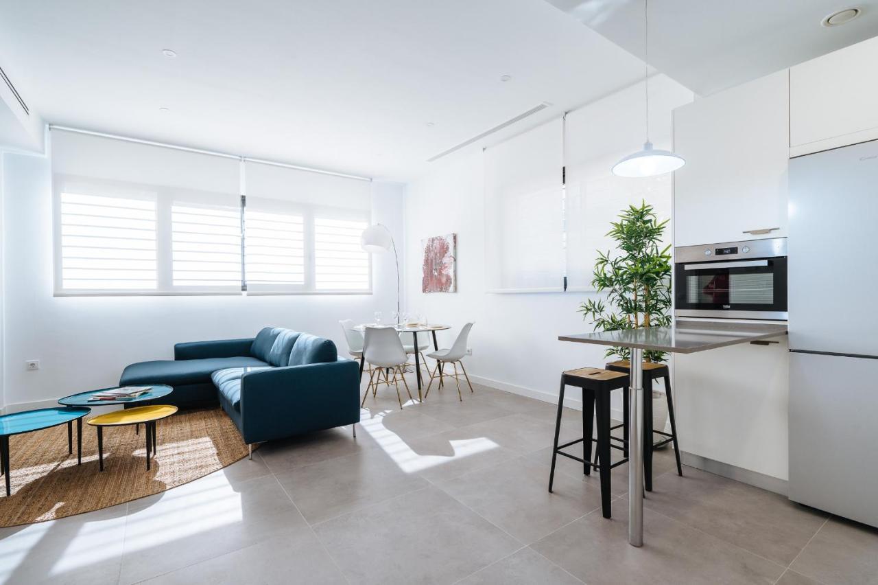 Urban Pulses Nervion Apartment Seville Ngoại thất bức ảnh