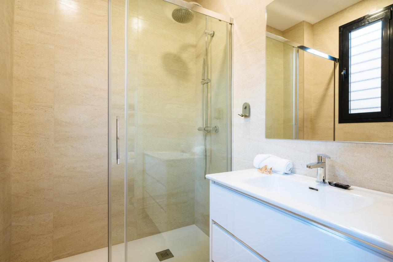 Urban Pulses Nervion Apartment Seville Ngoại thất bức ảnh